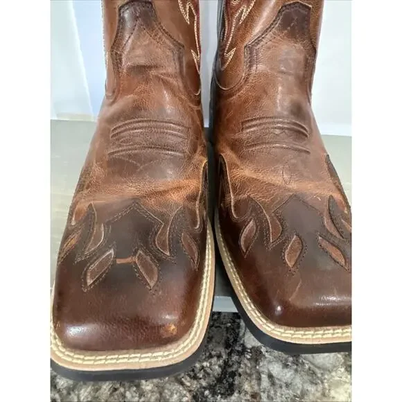 Ariat 10010937 Brown Leather Square Toe Cowboy Boots ATS . Men's Size 9 C EUC